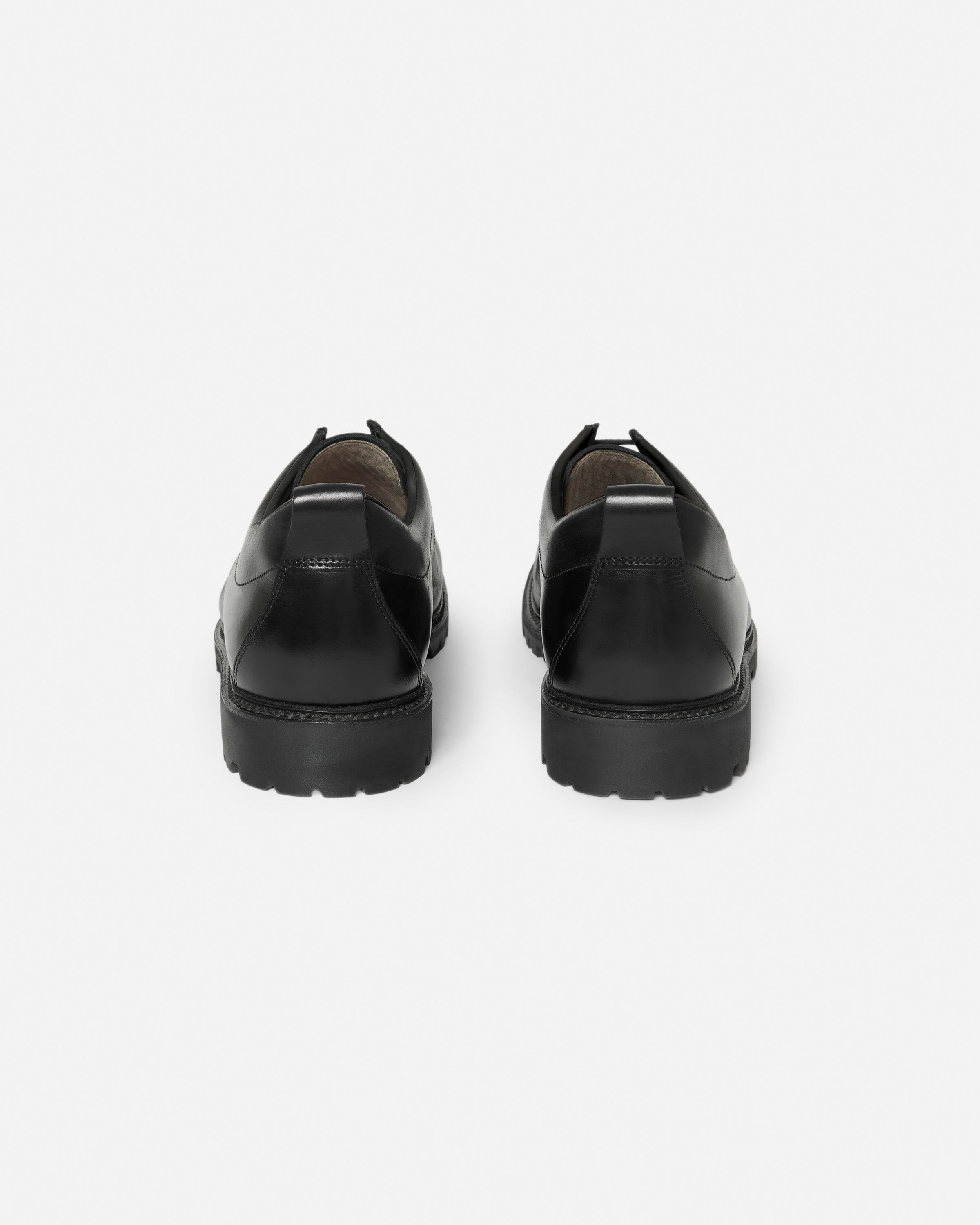 RIER, product: Tyrolean style shoe (fig. 3)