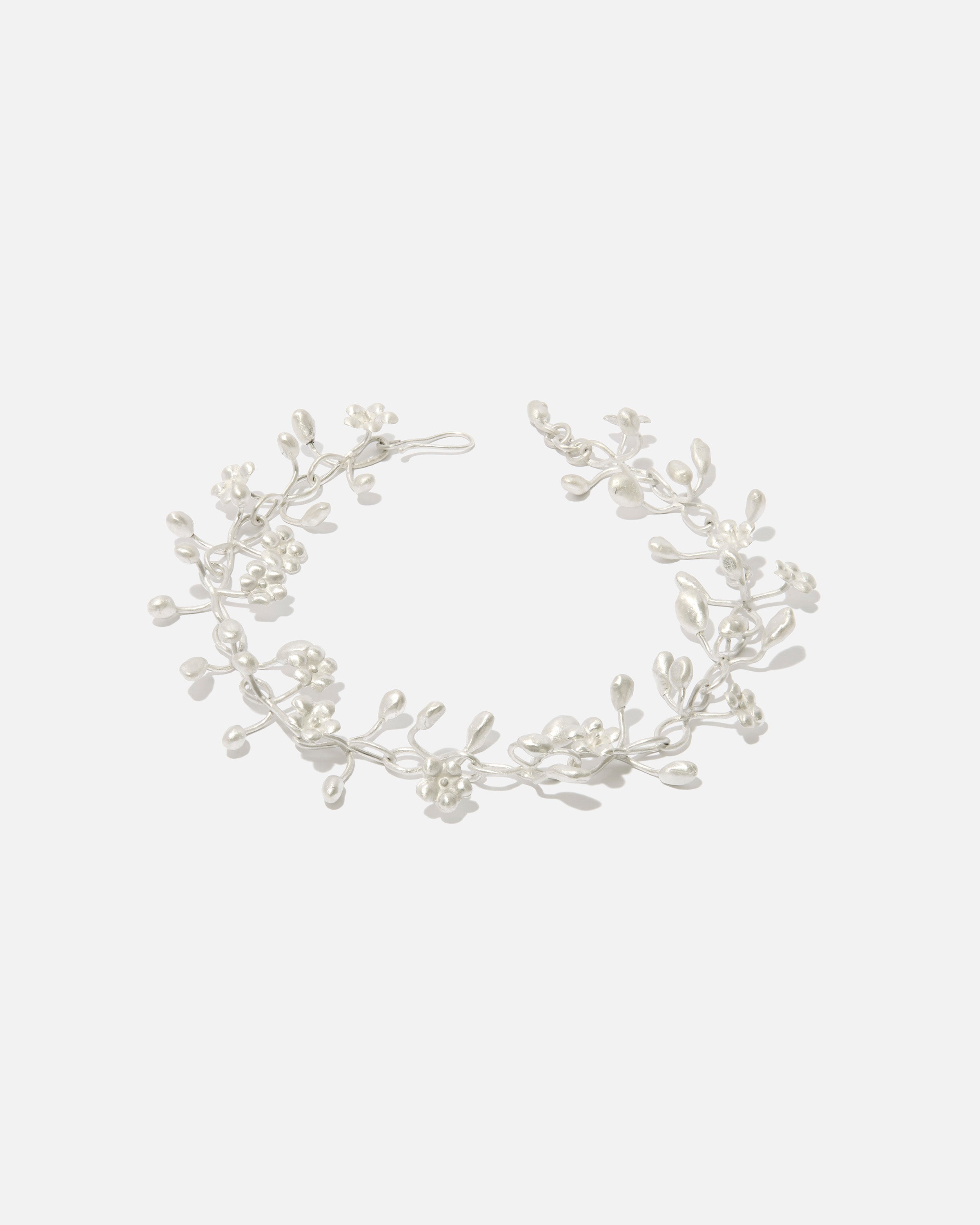 RIER, product: Sterling-silver necklace flowers (fig. 2)
