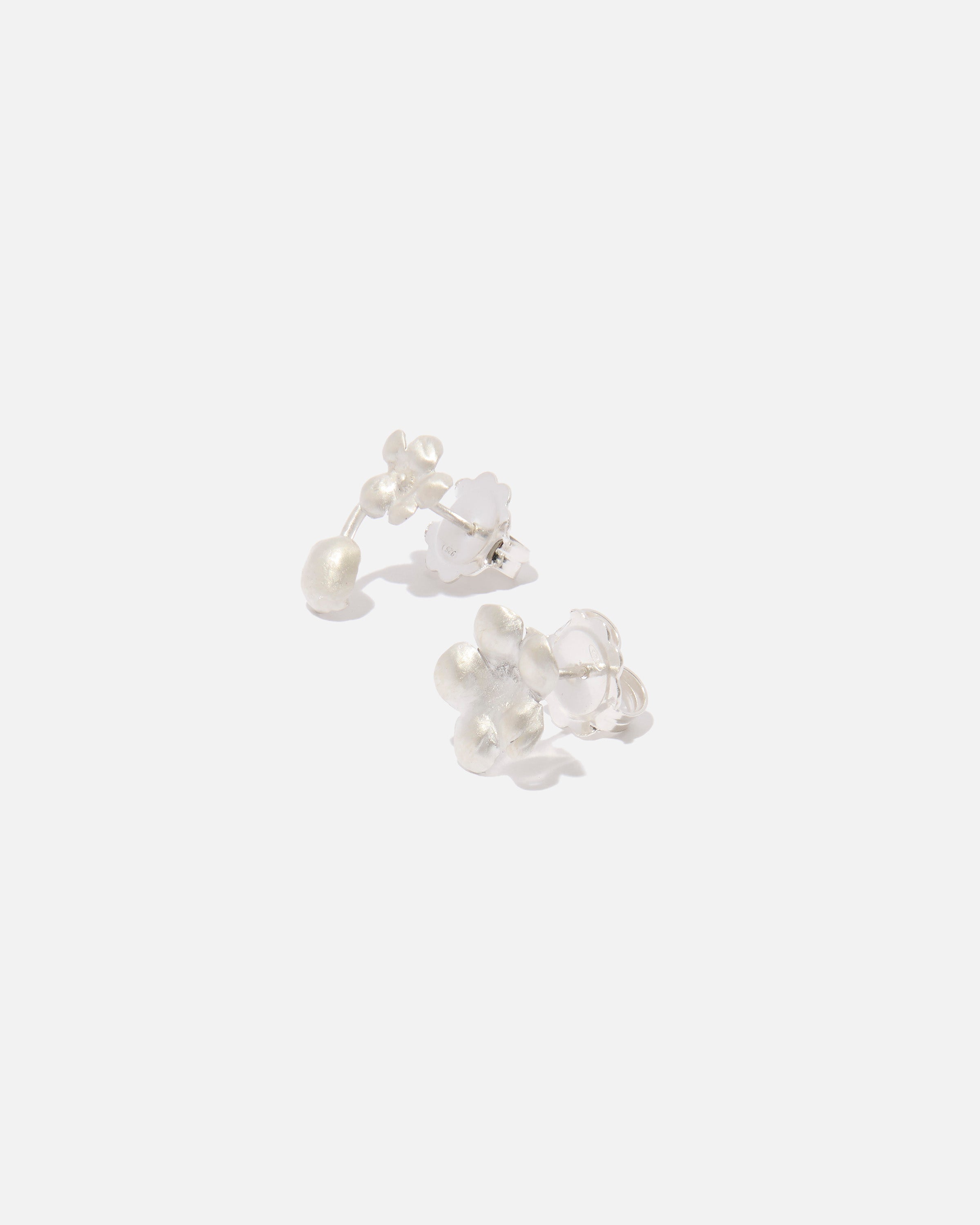 RIER, product: Sterling-silver earrings studs flowers (fig. 2)