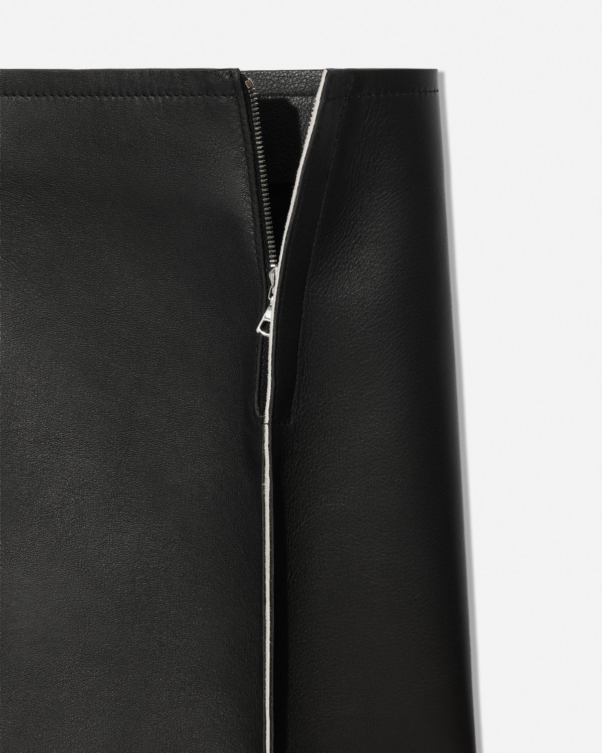 Bonded leather mini skirt black