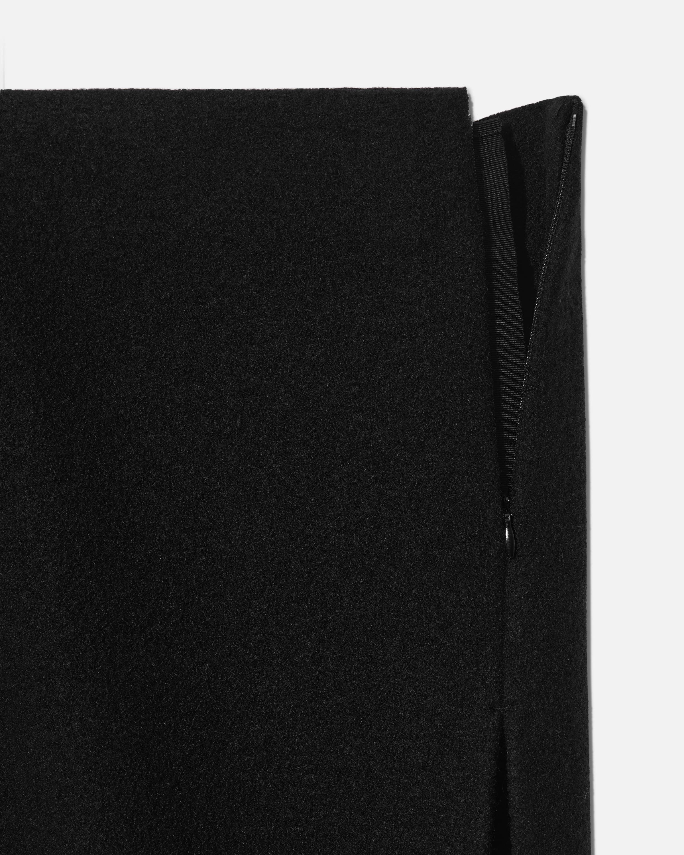 RIER, product: Walker skirt long black (fig. 3)