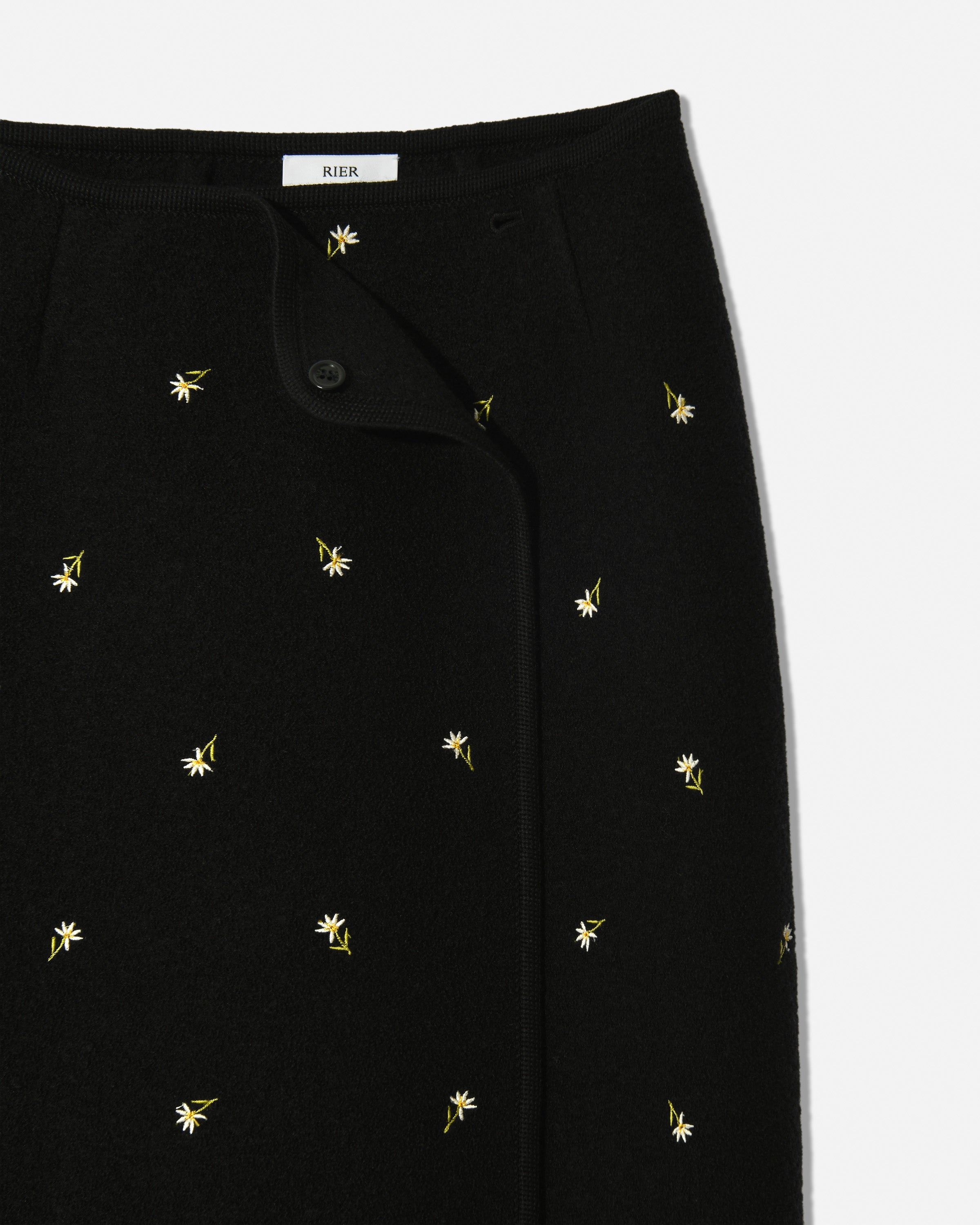 RIER, product: Walker skirt krokus black (fig. 3)